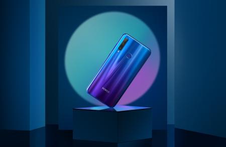 Image for HONOR expands its footprint in the GCC by unveiling a new shop-in-shop