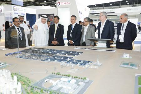 Image for MD & CEO of DEWA discusses enhancing cooperation in renewable and clean energy with India’s Power Secretary