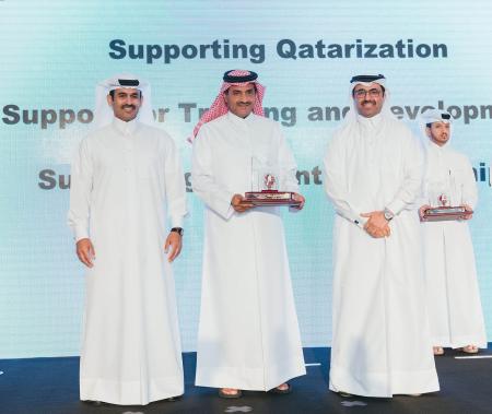 Image for Qatargas receives Qatarization award in the energy and industry sector