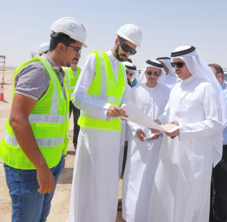 Image for Saeed Mohammed Al Tayer reviews progress on 700MW 4th phase of Mohammed bin Rashid Solar Park