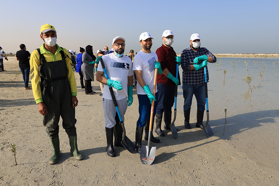 Image for Dubai’s Department Of Economy And Tourism And Dubai Municipality Join Hands During Mangrove Planting Initiative To Mark The UAE’s Golden Jubilee