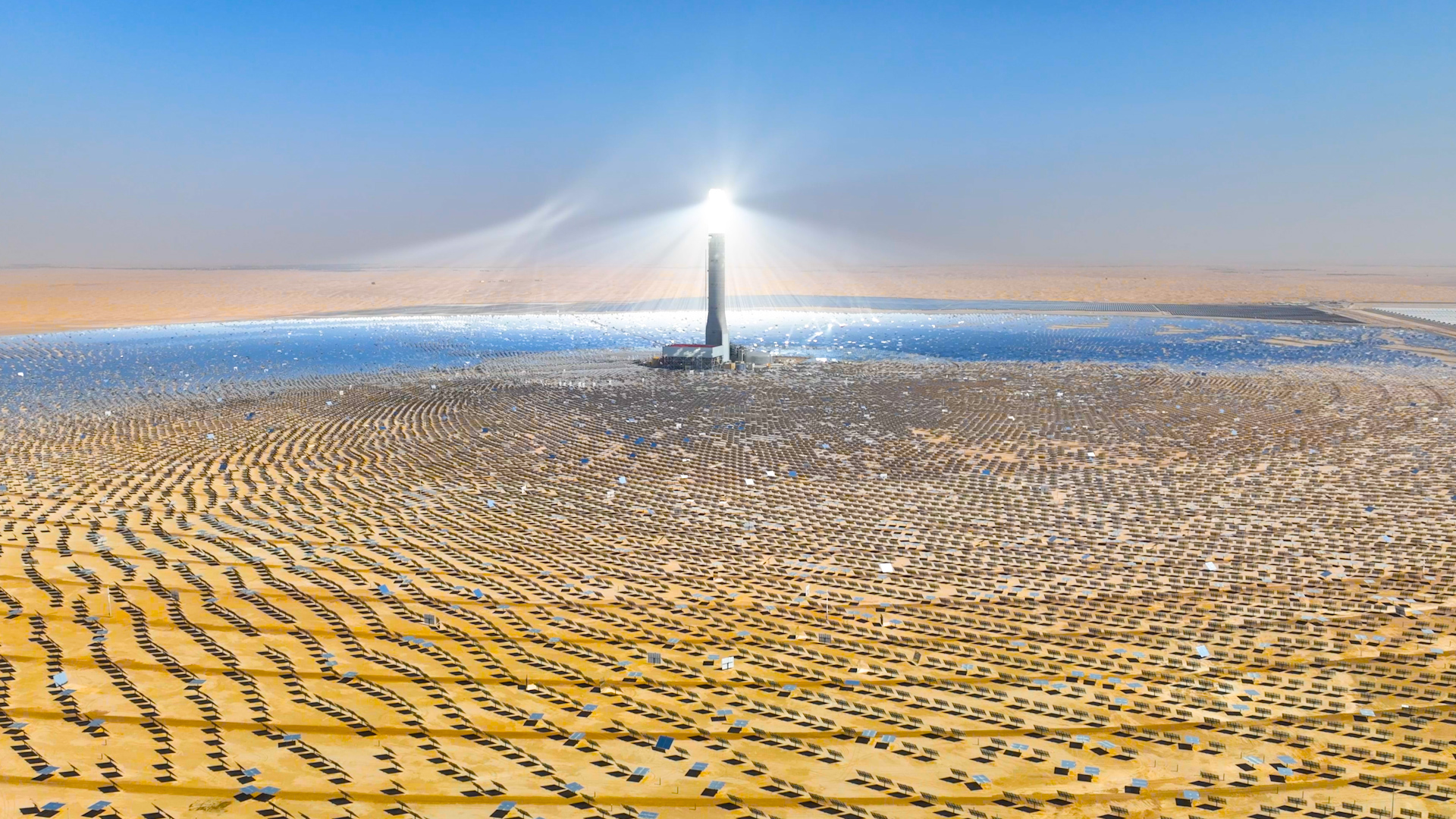 Image for 950MW 4th Phase Of Mohammed Bin Rashid Al Maktoum Solar Park To Provide Clean Energy For 320,000 Residences, Reduce Carbon Emissions By 1.6 mn Tonnes Annually