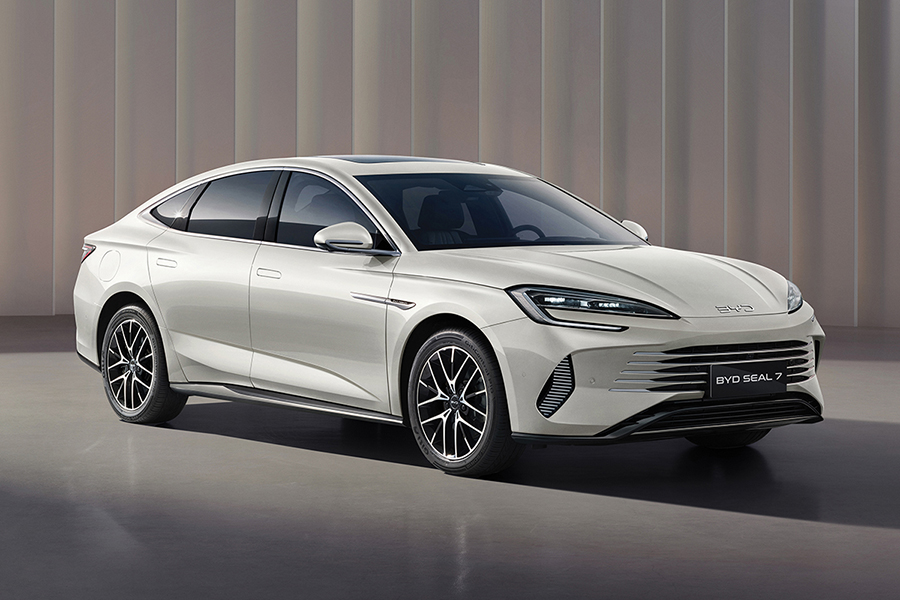 Image for Al-Futtaim Electric Mobility Launches The All-New BYD SEAL 7 DM-i Hybrid In The UAE