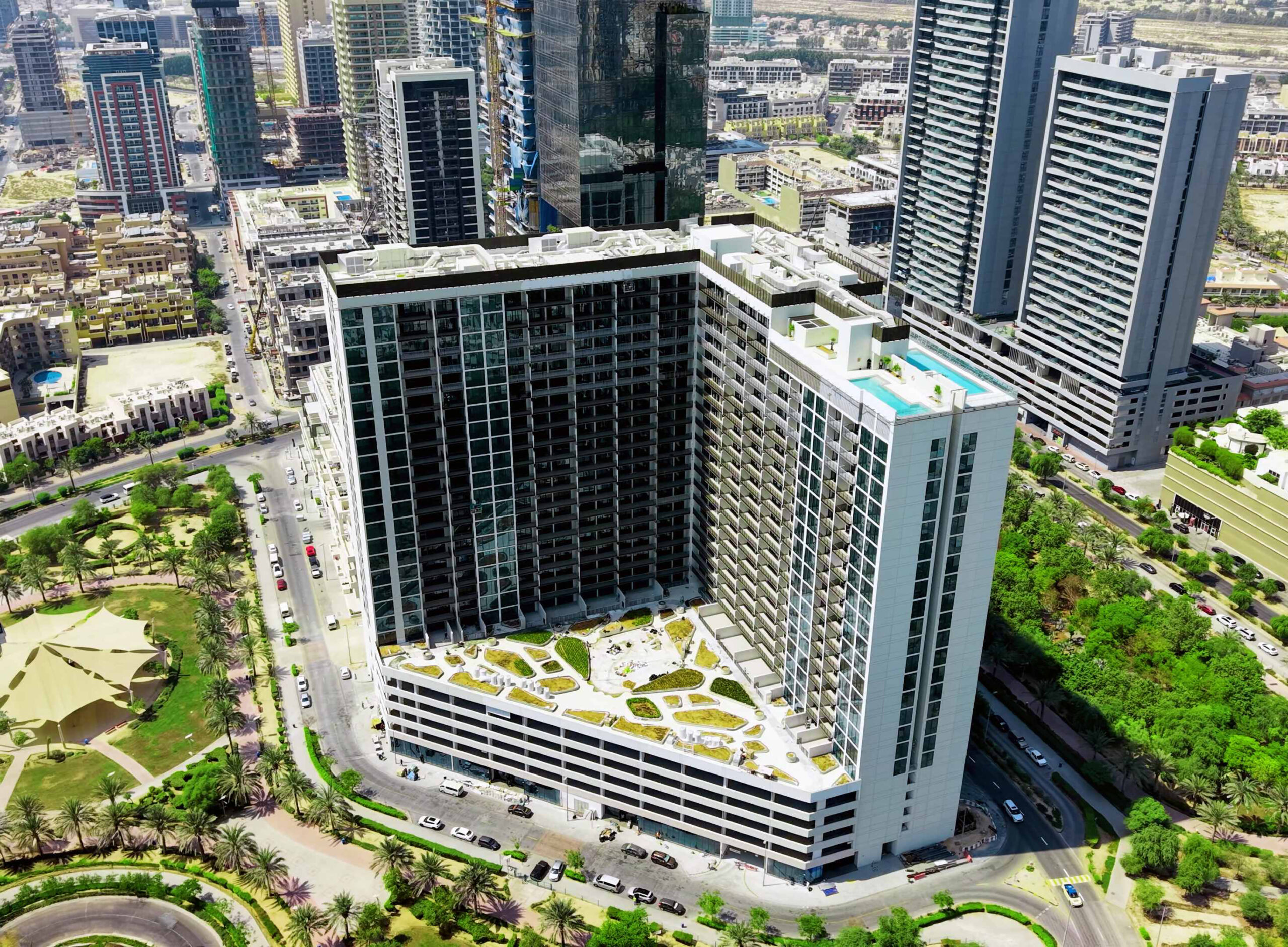 Image for TownX Partners With Regeny To Operate 29 EV Charging Spots In A Single Tower